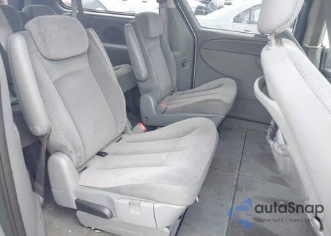 2005 Chrysler Town & Country Lx from USA, damaged, VIN 2C4GP44R55R232553